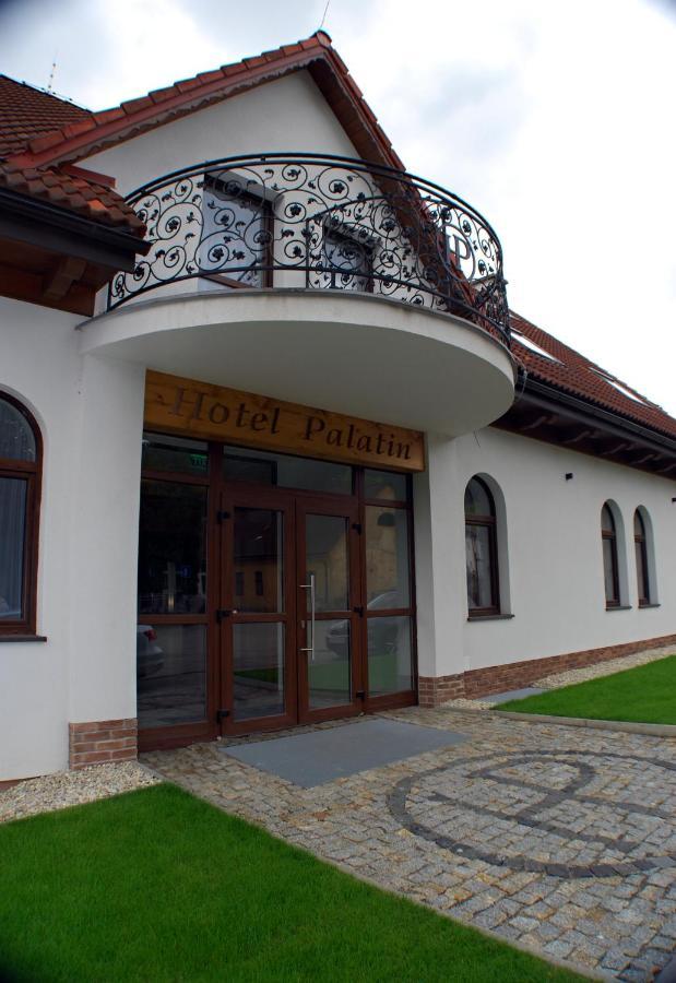 Hotel Palatin Oravsky Podzamok Εξωτερικό φωτογραφία